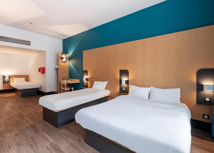 Hauts-de-France Roubaix Quadruple Room