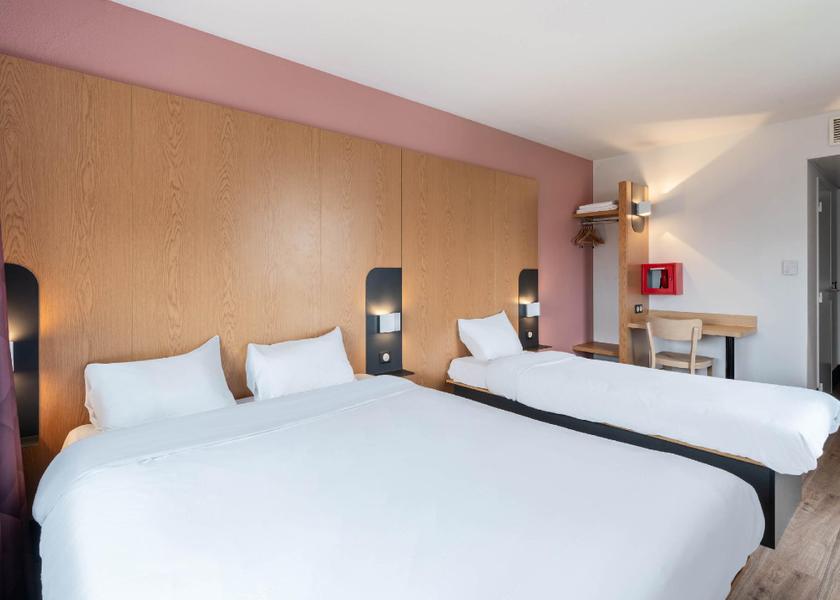 Hauts-de-France Roubaix Triple Room