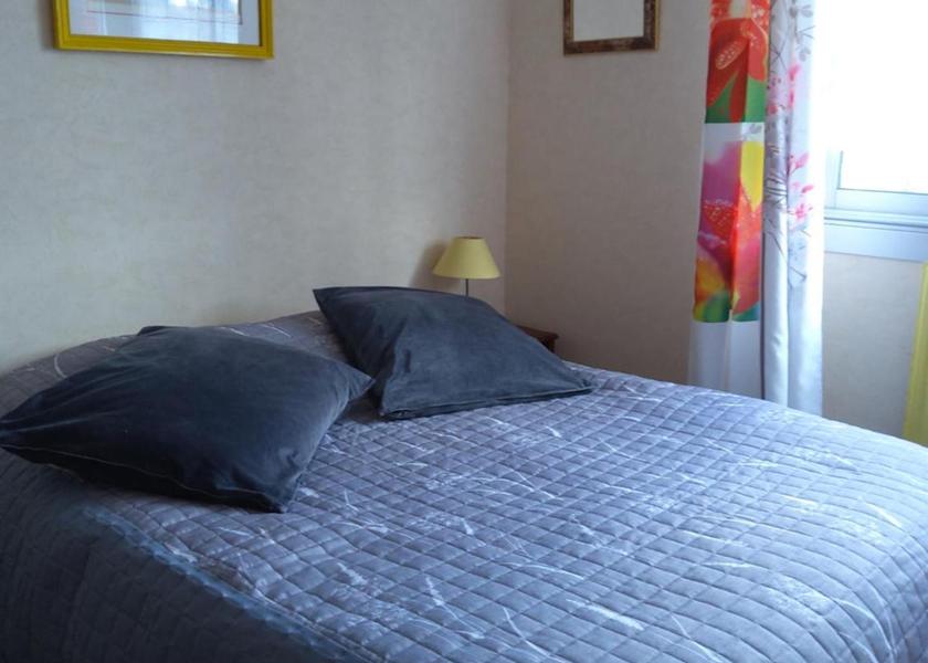 Bourgogne-Franche-Comte Dijon Double Room with Private External Bathroom