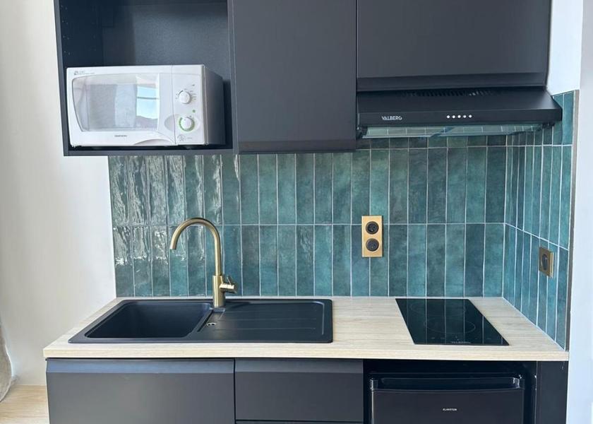 Bourgogne-Franche-Comte Dijon Deluxe Studio with Balcony