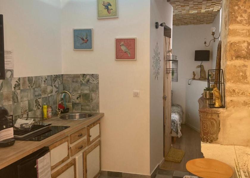 Bourgogne-Franche-Comte Dijon One-Bedroom Apartment