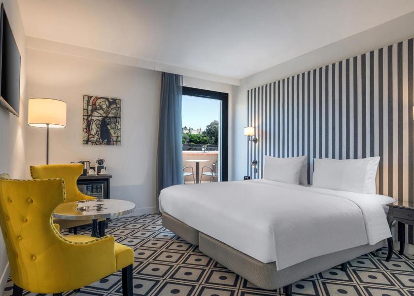 Occitanie Carcassonne Suite with City View