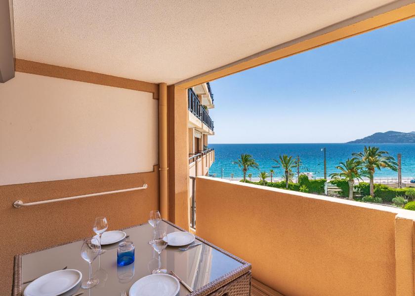 Provence - Alpes - Cote d'Azur Cannes Appartement-SDB privée avec baignoire-Balcon-Appartement Vue Mer 449