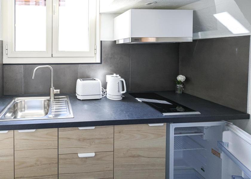 Provence - Alpes - Cote d'Azur Cannes One-Bedroom Apartment