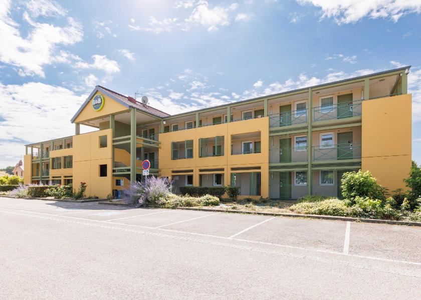 Auvergne-Rhone-Alpes Moulins exterior view