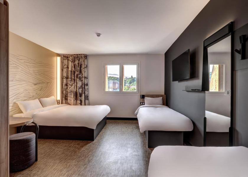 Auvergne-Rhône-Alpes Publier Quadruple Room