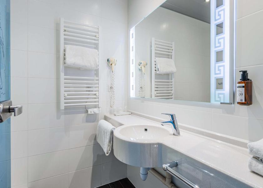 Grand Est Colmar Triple Room