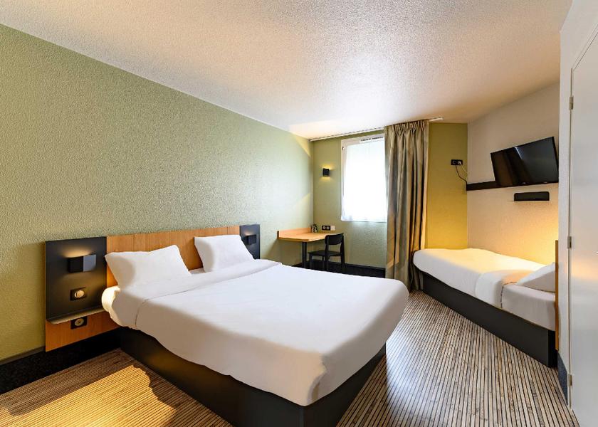 Île-de-France Bussy-Saint-Georges Triple Room