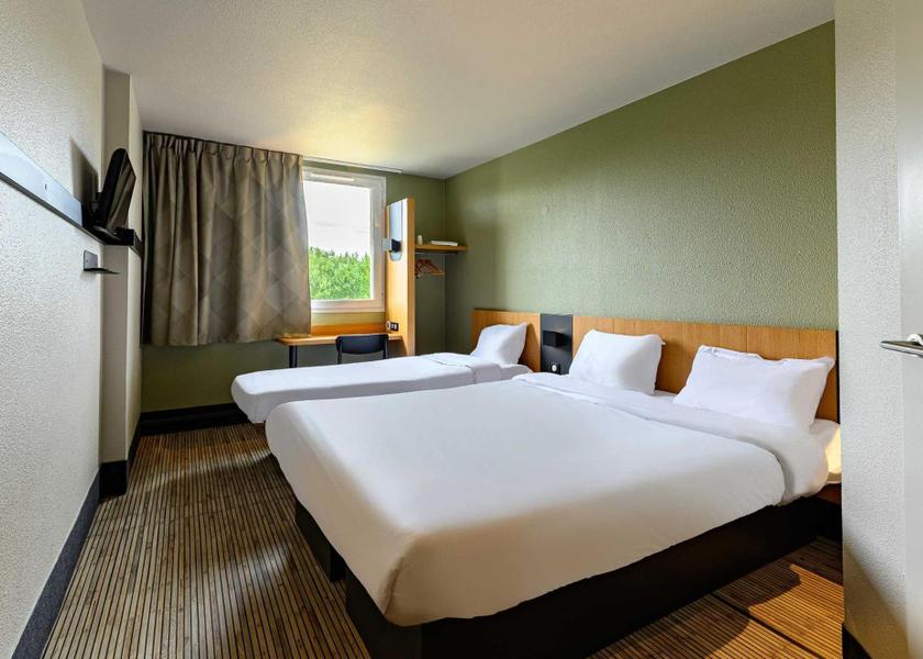 Île-de-France Bussy-Saint-Georges Triple Room