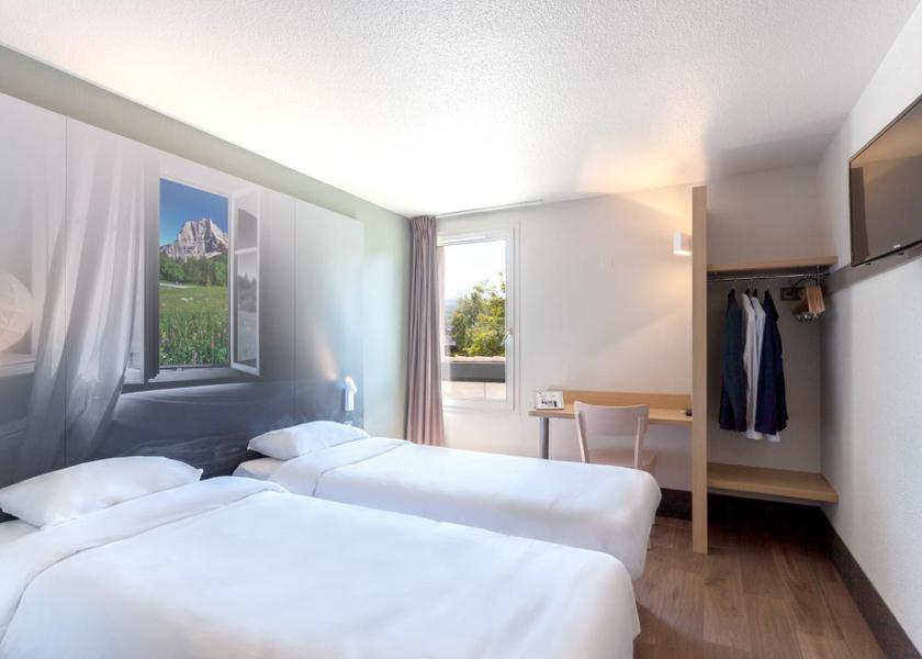 Auvergne-Rhone-Alpes Chambery Twin Room - Non-Smoking