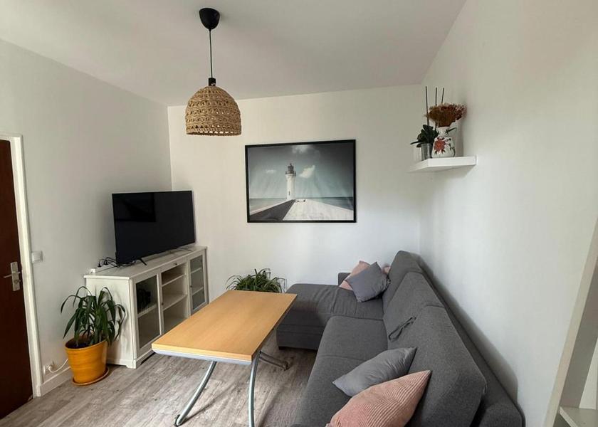 Île-de-France Asnieres-sur-Seine Two-Bedroom Apartment