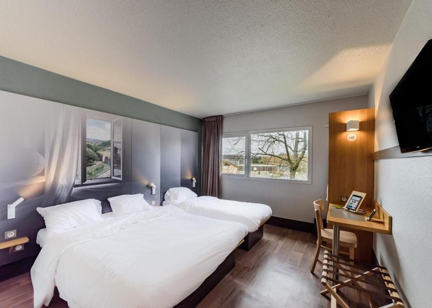 Bourgogne-Franche-Comté Besancon Triple Room