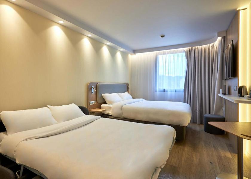 Normandy Trouville-sur-Mer Quadruple Room