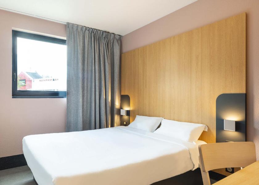 Pays de la Loire Cholet Superior Double Room