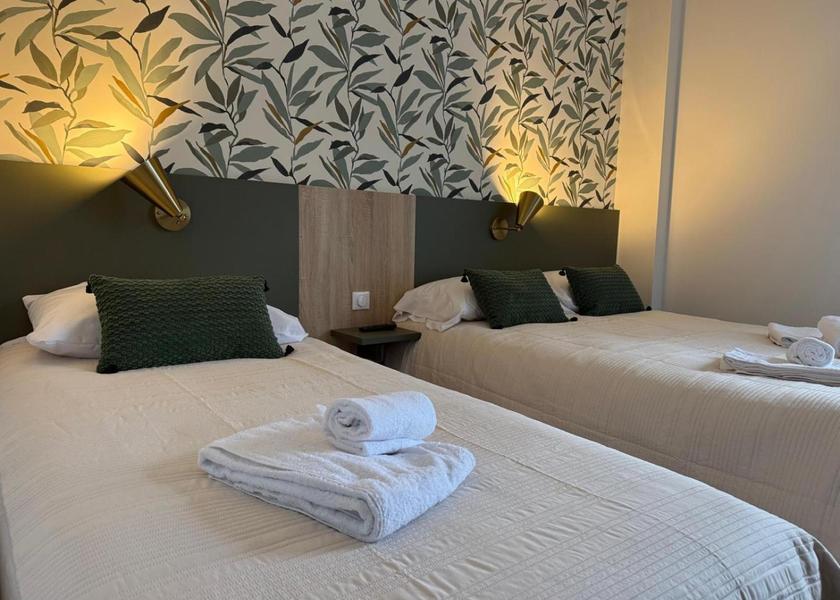 Pays de la Loire Cholet Family Room