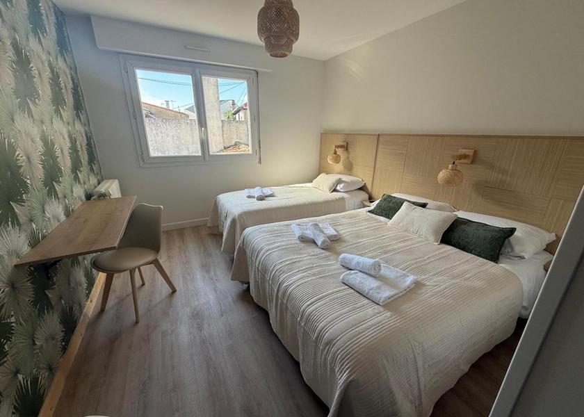 Pays de la Loire Cholet Triple Room