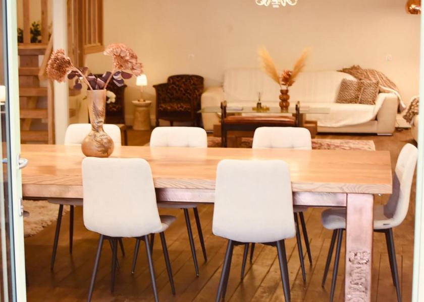 Auvergne-Rhone-Alpes Bourg-en-Bresse Villa with Private Pool