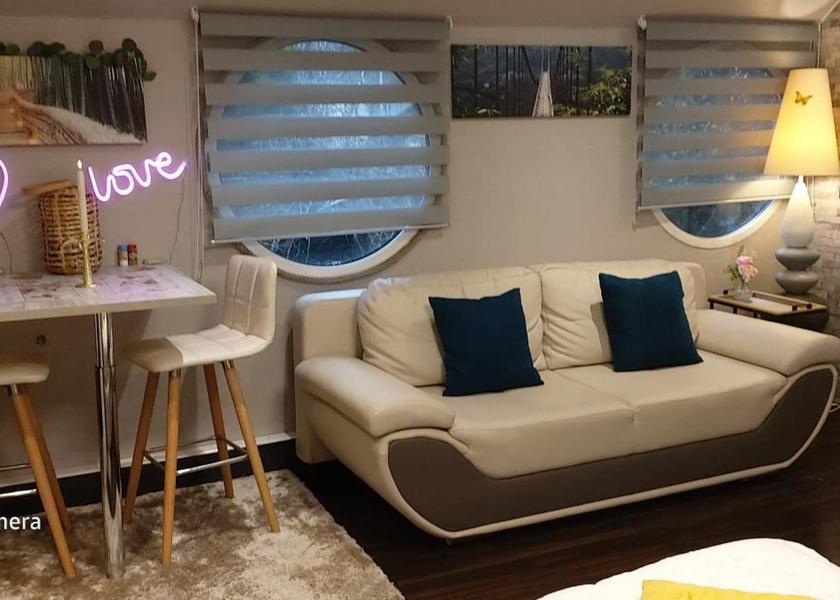 Hauts-de-France Cambrai Double Room with Private Bathroom