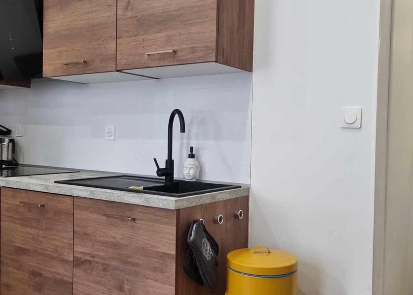 Hauts-de-France Cambrai Two-Bedroom Apartment