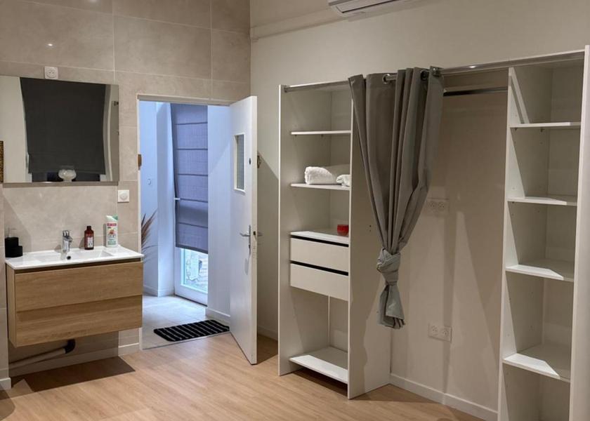 Hauts-de-France Cambrai Deluxe Room