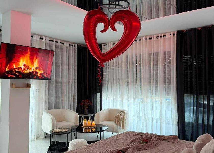 Île-de-France Le Chesnay-Rocquencourt Queen Suite with Spa Bath