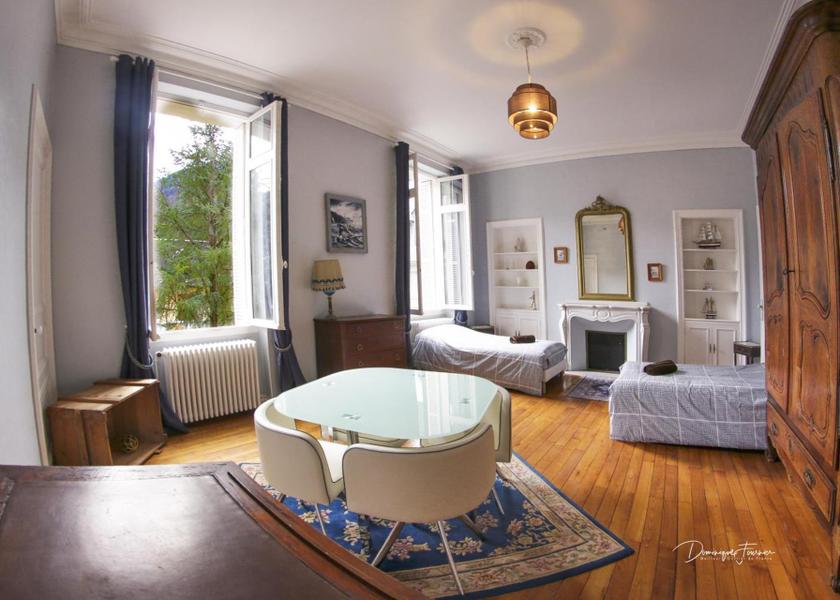 Occitanie Bagneres-de-Luchon Apartment with Garden View