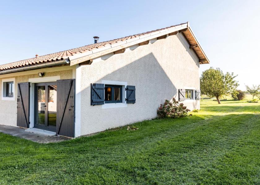 Nouvelle-Aquitaine Bazas Triple Room with Shower