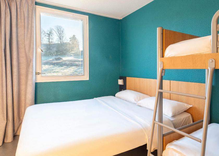 Nouvelle-Aquitaine Ussac Quadruple Room