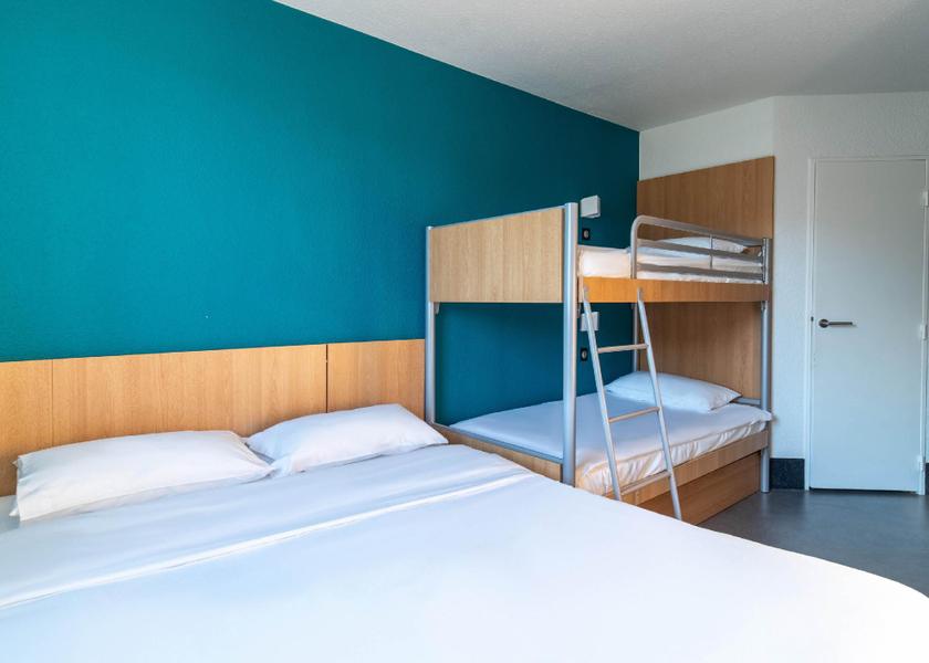 Nouvelle-Aquitaine Ussac Quadruple Room