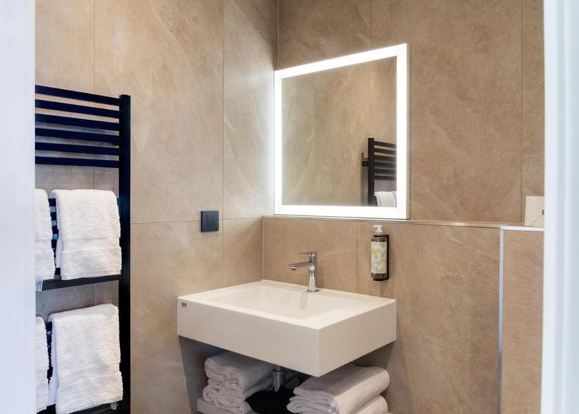 Grand Est Husseren-les-Chateaux Appartement terrasse vue plaine d'Alsace