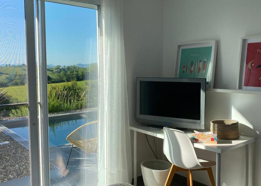Nouvelle-Aquitaine La Bastide-Clairence Double Room with Pool View