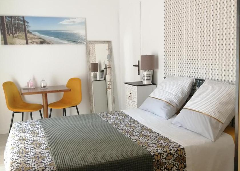 Nouvelle-Aquitaine Mimizan Double Room with Private Bathroom