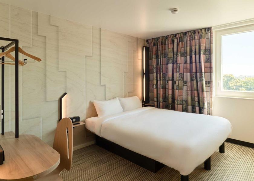 Île-de-France Nanteuil-les-Meaux Superior Double Room