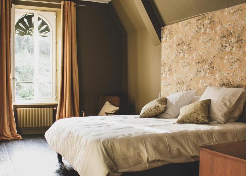 Brittany Pont-Aven Triple Room with River View