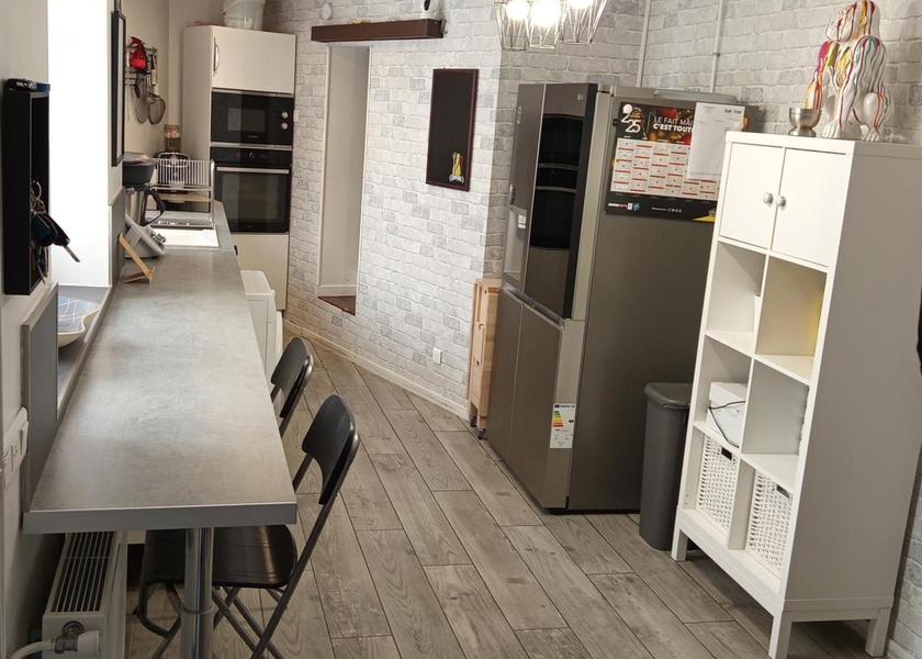 Île-de-France Pontoise Double Room with Shared Bathroom