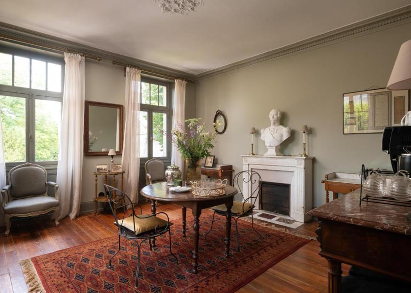 Grand Est Vittel Double Room with Private Bathroom