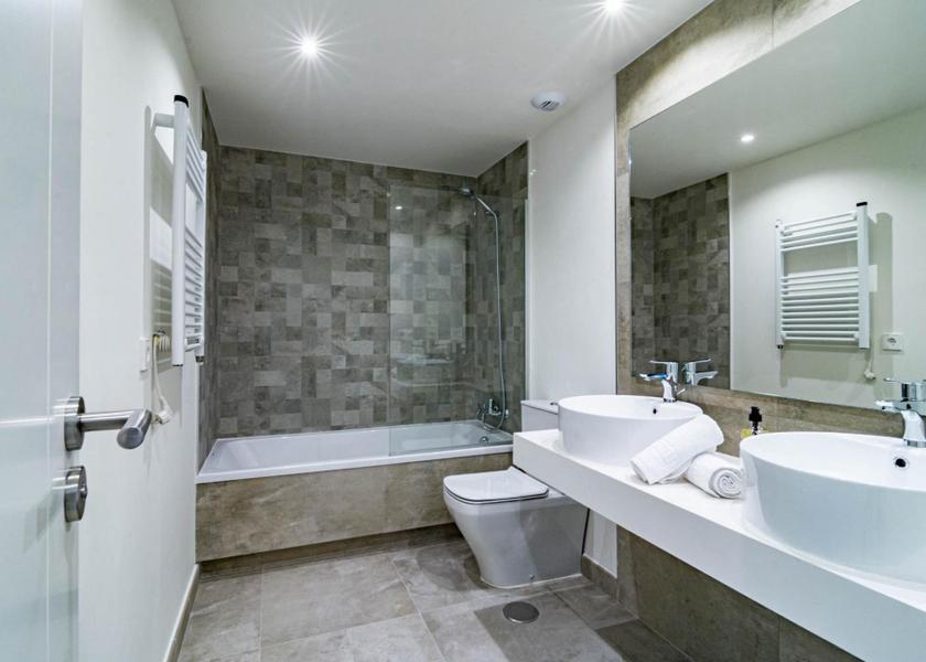 Andalusia Estepona Apartment with Balcony