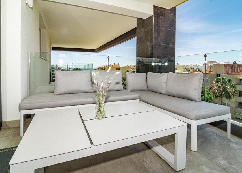 Andalusia Estepona Apartment with Balcony