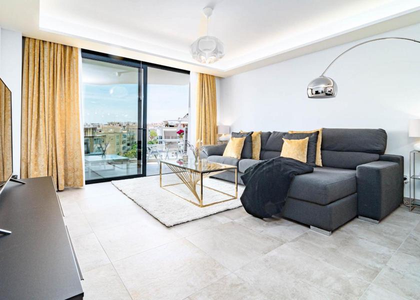 Andalusia Estepona Apartment with Balcony