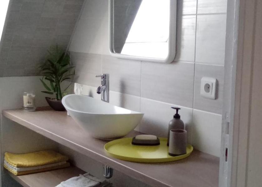 Brittany Quimperle Double Room with Private External Bathroom