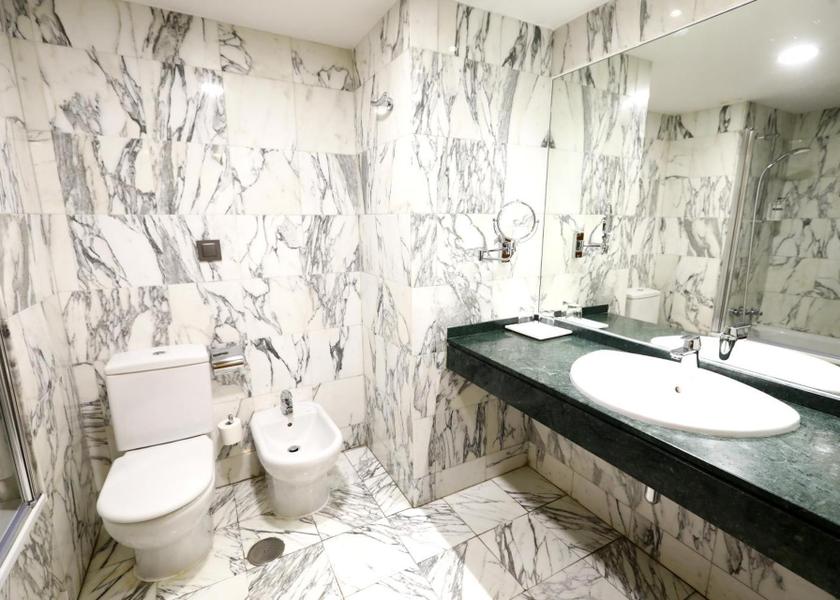 Community of Madrid Coslada Standard Triple Room