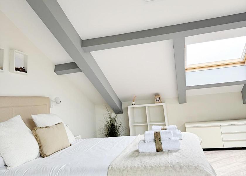 Asturias Llanes Deluxe One-Bedroom Apartment with City View