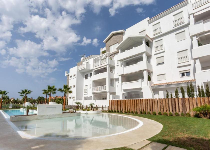 Andalusia Motril Luxury Apartment with pool view and golf