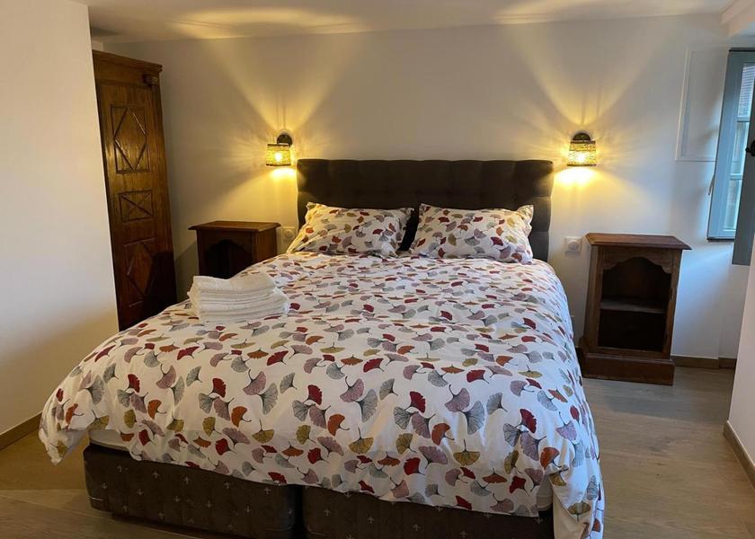 Bourgogne-Franche-Comte Tournus Queen Room - Disability Access