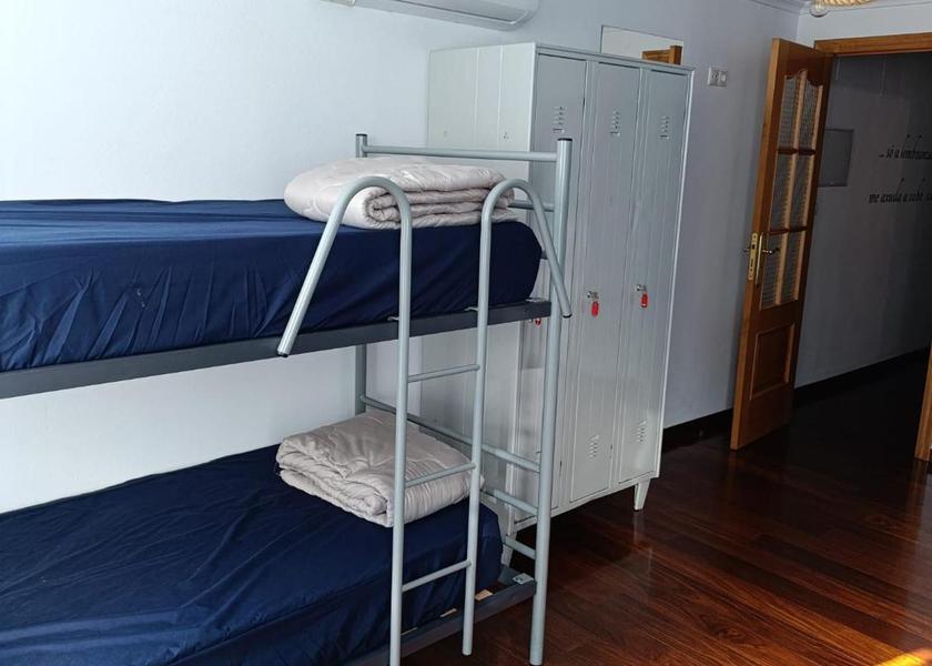Galicia Lugo Bed in 4-Bed Mixed Dormitory Room