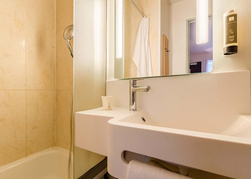 Normandy Saint-Aubin-sur-Scie Family Room for 4 Adults