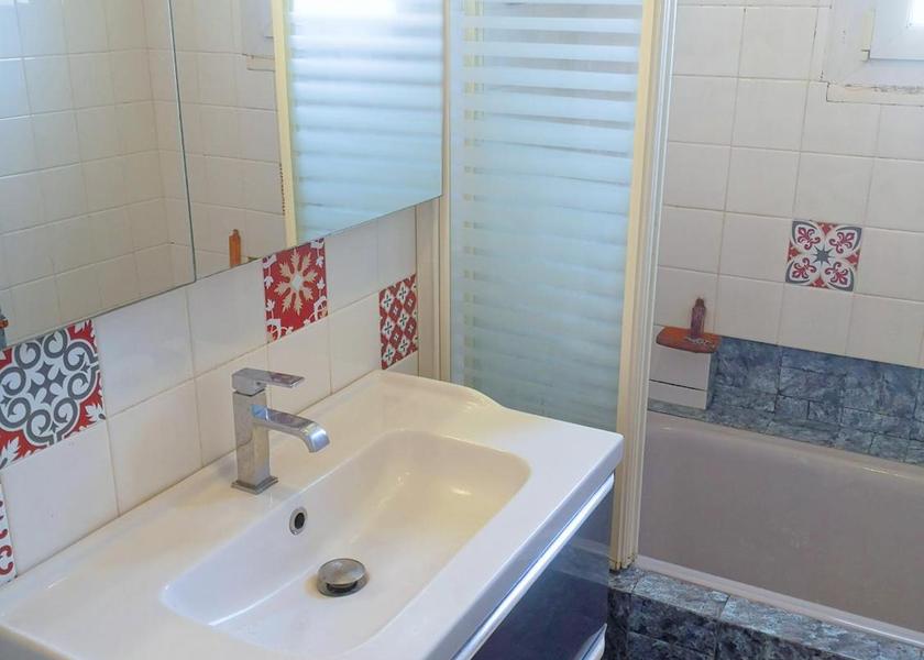 Brittany Saint-Pol-de-Leon Standard Double or Twin Room