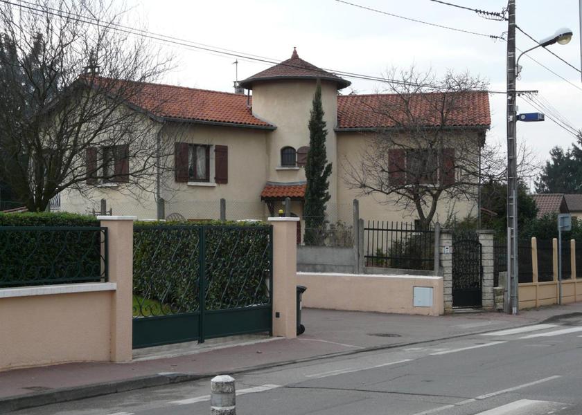 Auvergne-Rhone-Alpes Saint-Priest exterior view