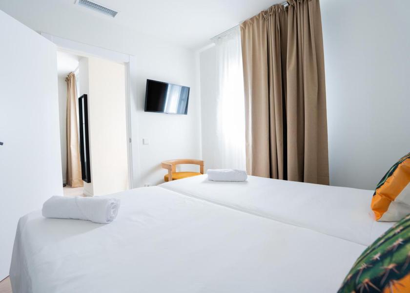 La Rioja Arnedo Two-Bedroom Deluxe Apartment