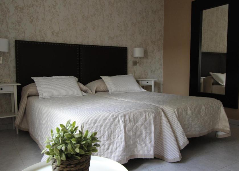 Galicia Arzua Four-Bedroom Standard Apartment